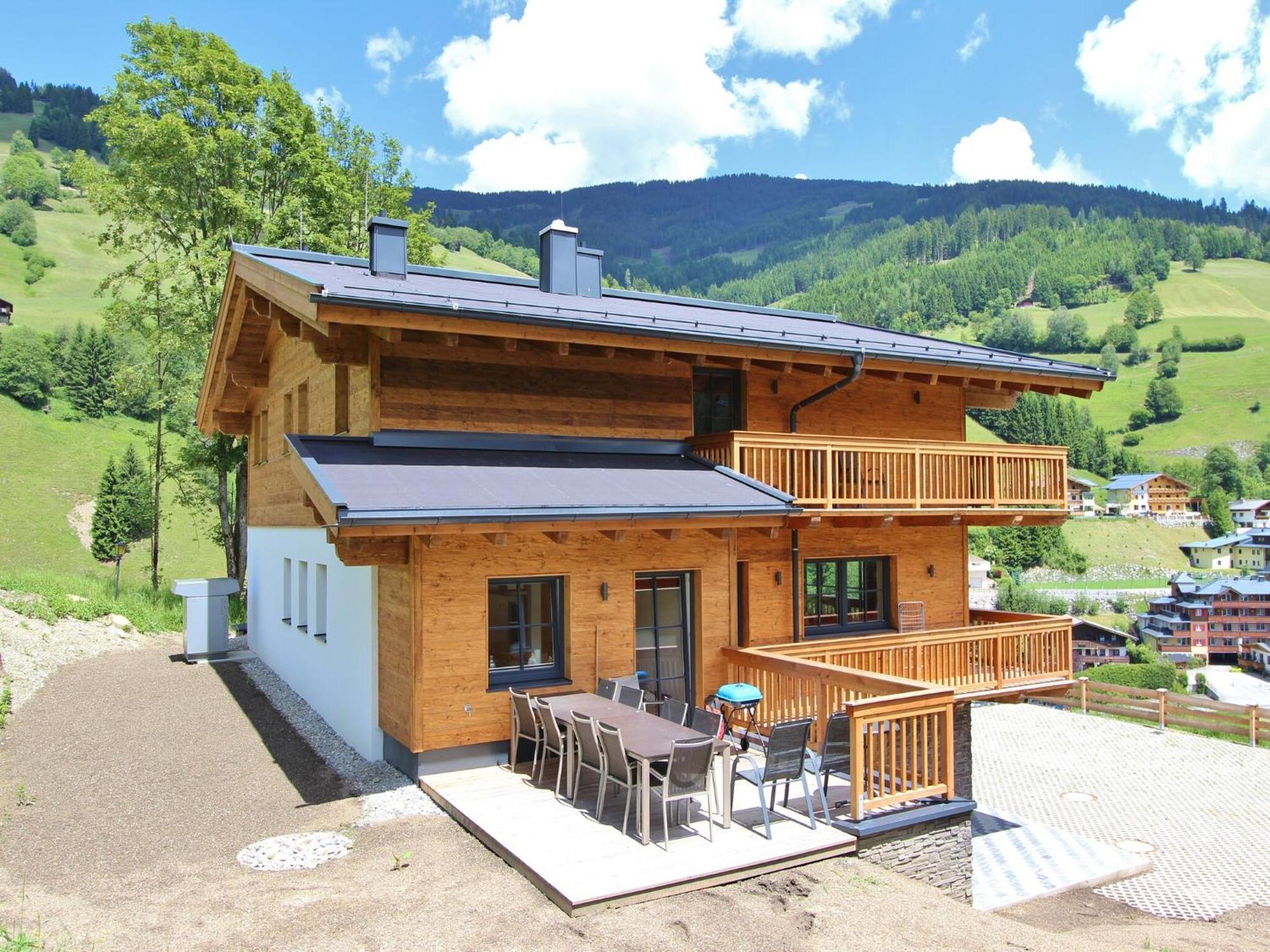 Modern Chalet with Sauna near Ski Area in Salzburg Saalbach-Hinterglemm Exterior foto